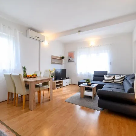 Apartment Malibu